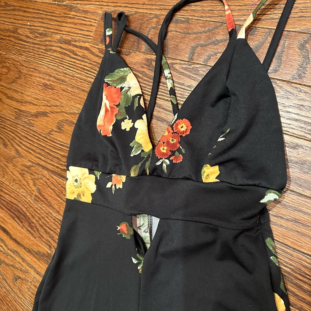 Floral print black jumpsuit size small - Picture 12 of 16